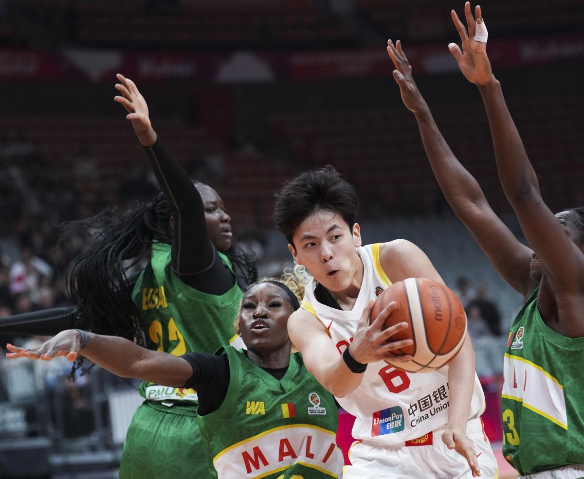 江南体育平台-主场亮剑夺开门红!中国女篮81比68力克马里女篮,拿下世界杯资格赛首胜